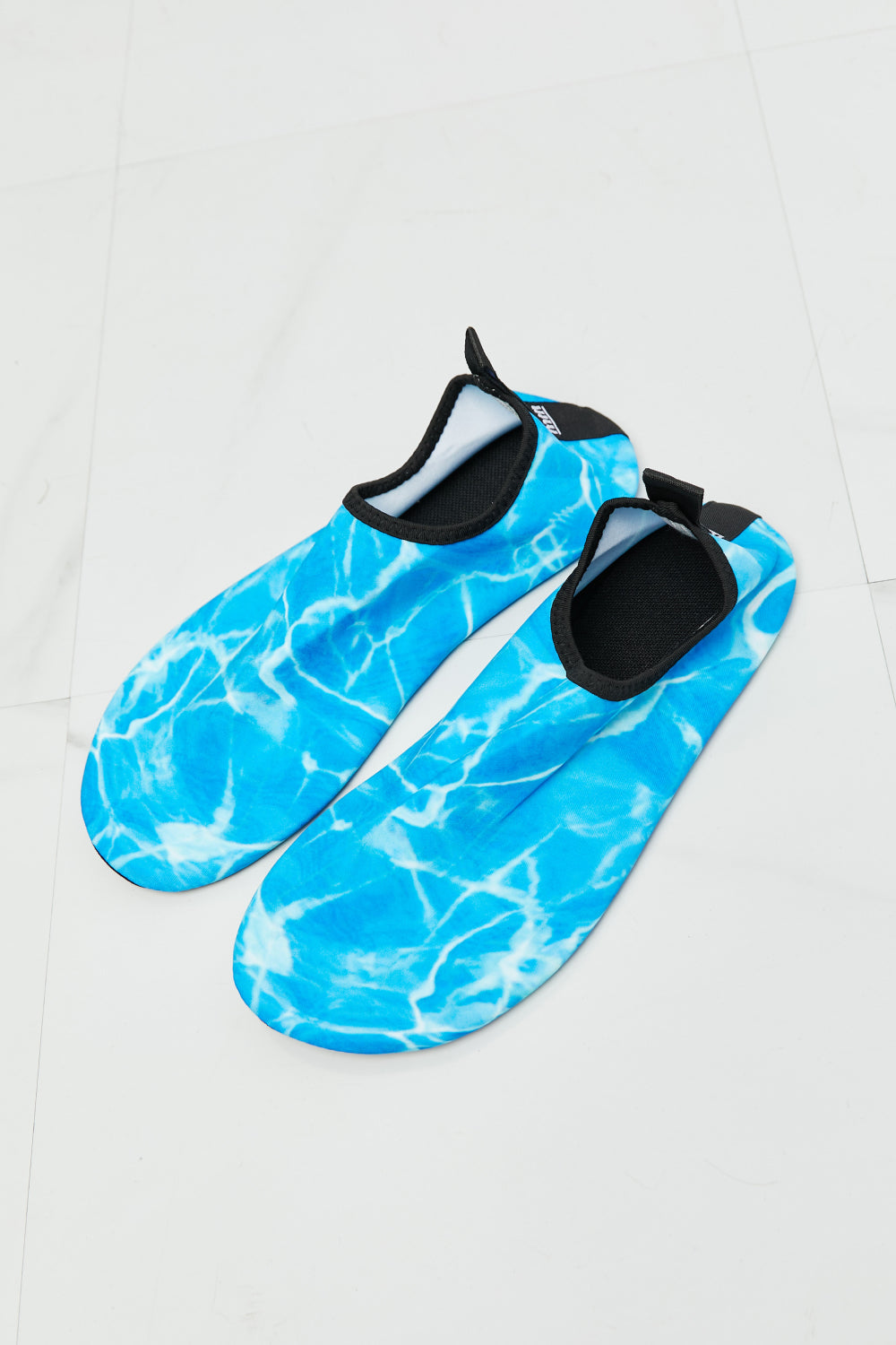 MMshoes On The Shore Water Shoes in Sky Blue  | KIKI COUTURE