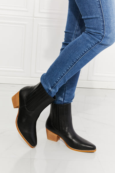 Love the Journey Stacked Heel Chelsea Boot in Black | KIKI COUTURE
