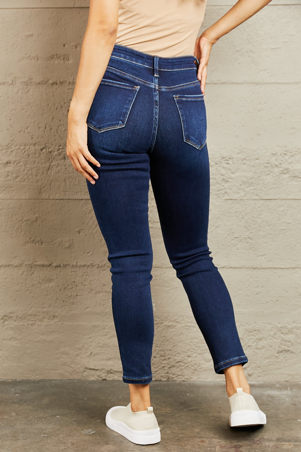 BAYEAS Mid Rise Slim Jeans  | KIKI COUTURE