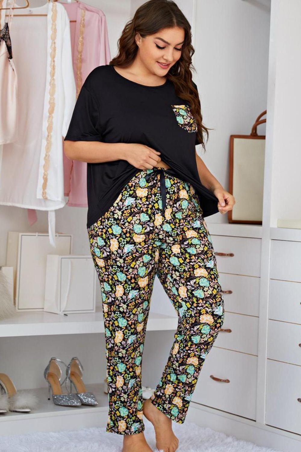 Plus Size Contrast Round Neck Tee and Floral Pants Lounge Set  | KIKI COUTURE-Women's Clothing, Designer Fashions, Shoes, Bags