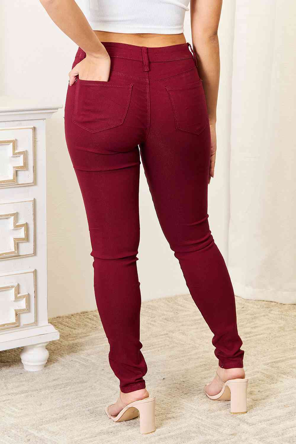YMI Jeanswear Skinny Jeans with Pockets  | KIKI COUTURE