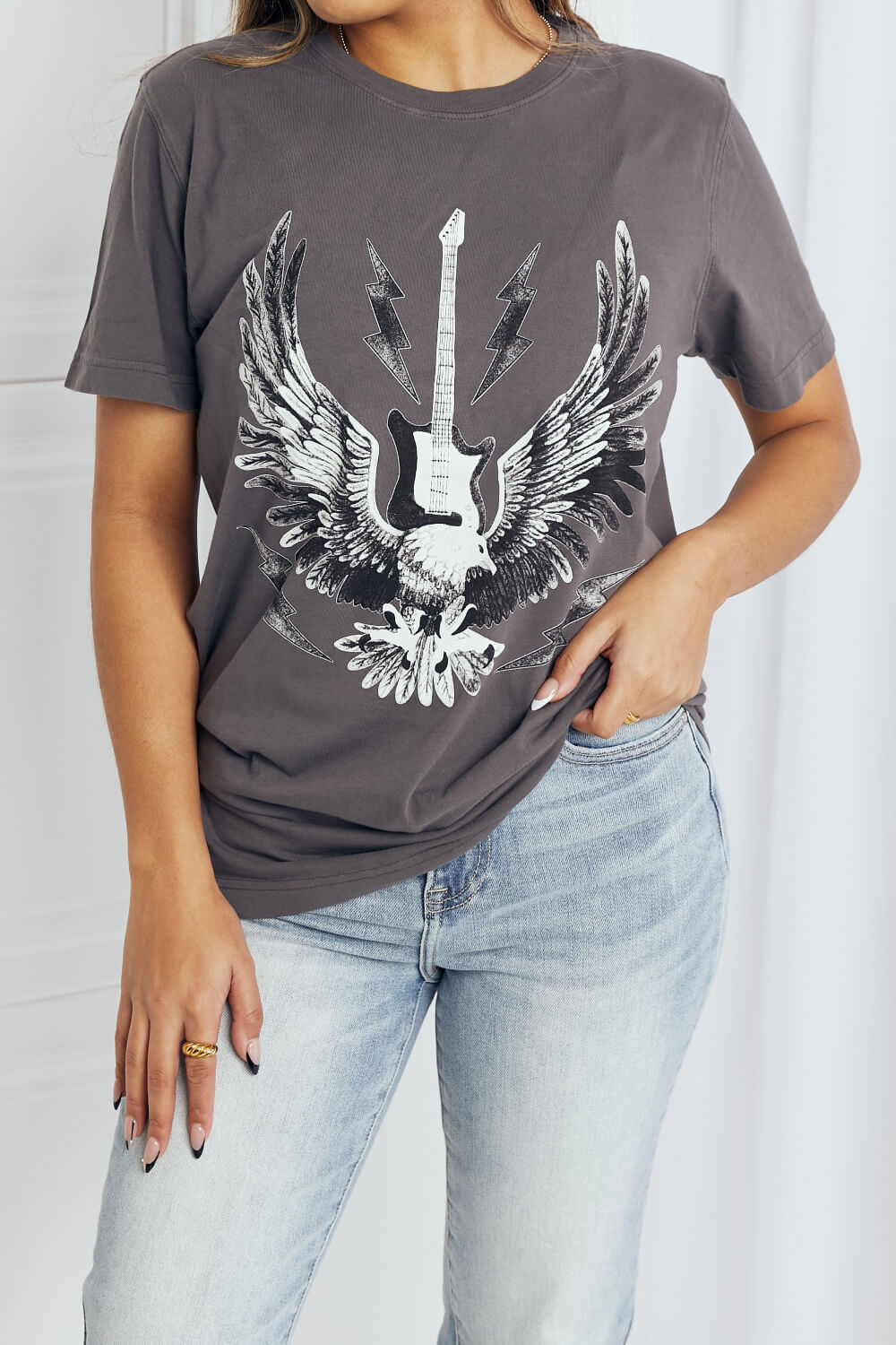 mineB Full Size Eagle Graphic Tee Shirt  | KIKI COUTURE-Women's Clothing, Designer Fashions, Shoes, Bags