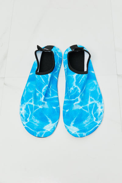 MMshoes On The Shore Water Shoes in Sky Blue  | KIKI COUTURE