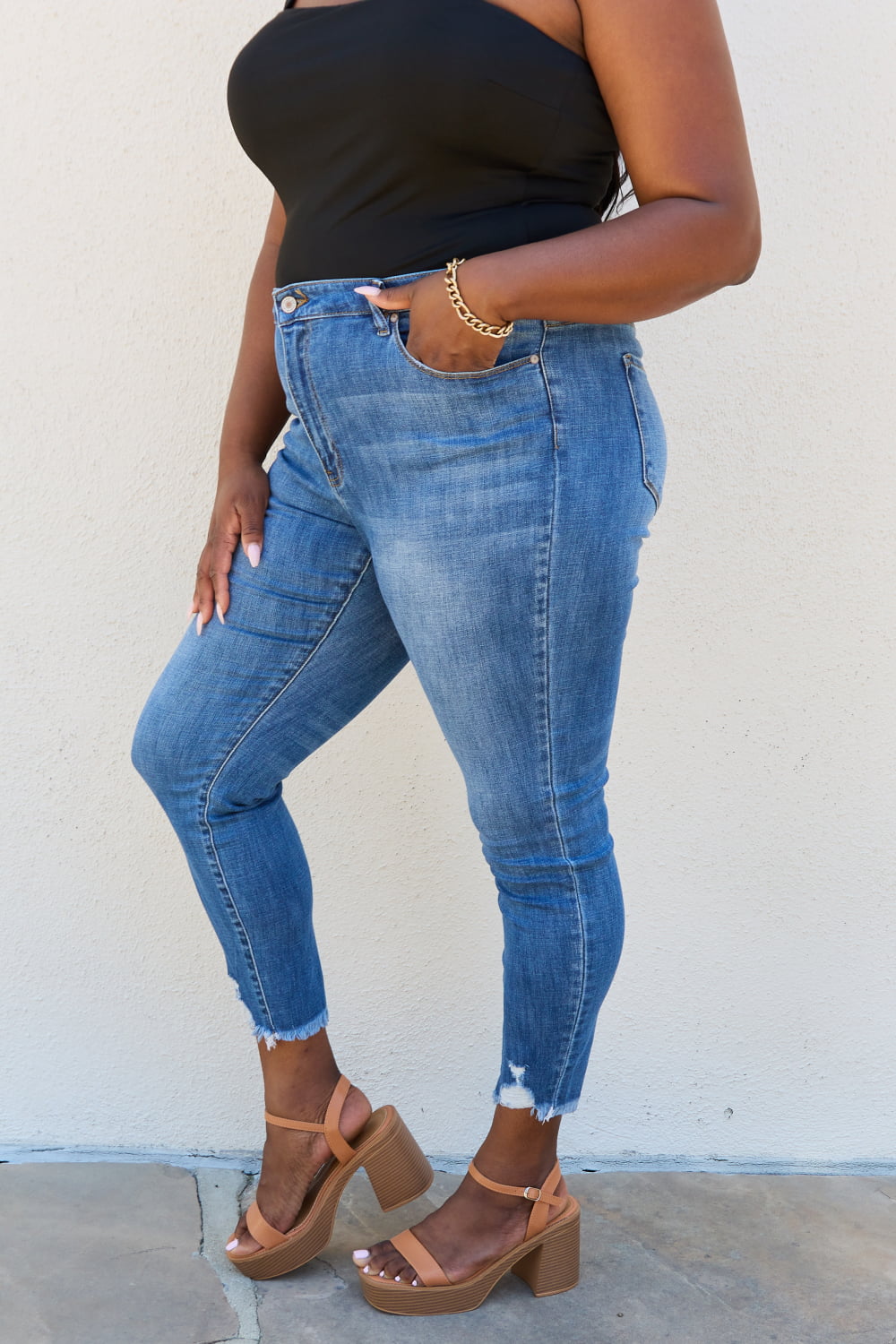 Kancan Lindsay Full Size Raw Hem High Rise Skinny Jeans  | KIKI COUTURE